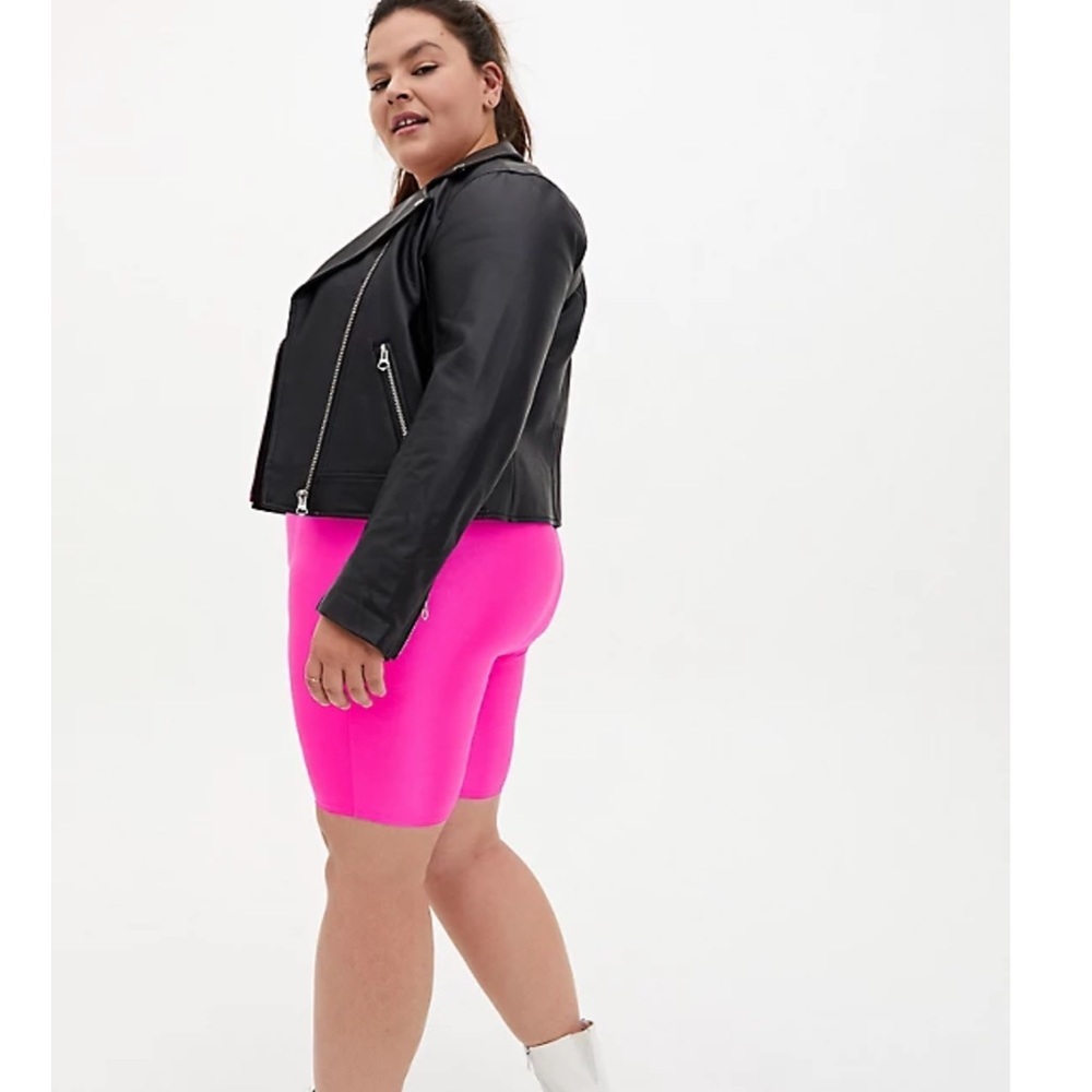 Torrid Neon Pink Liquid Bike Shorts - Picture 4 of 5